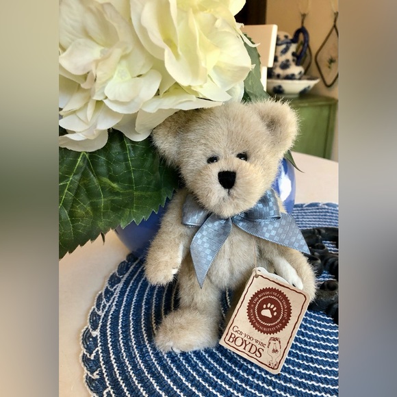 Gen-yoo-wine BOYDS “Tyler T.” 6” Bear - Picture 7 of 7